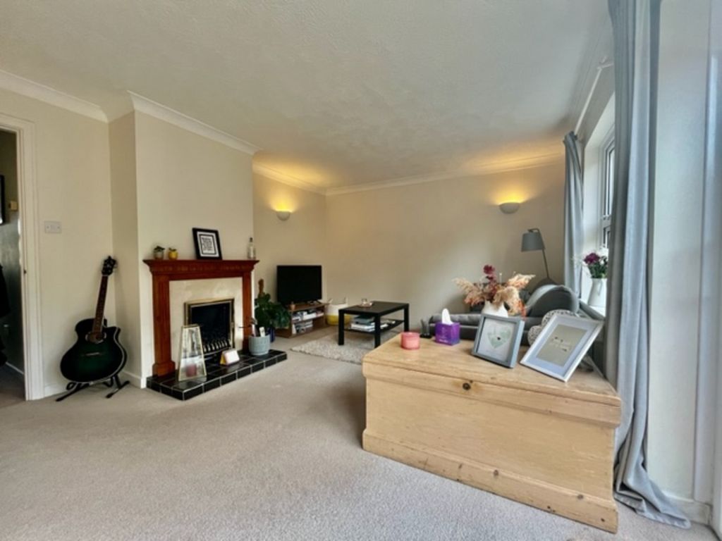 Property photo 3 of 8