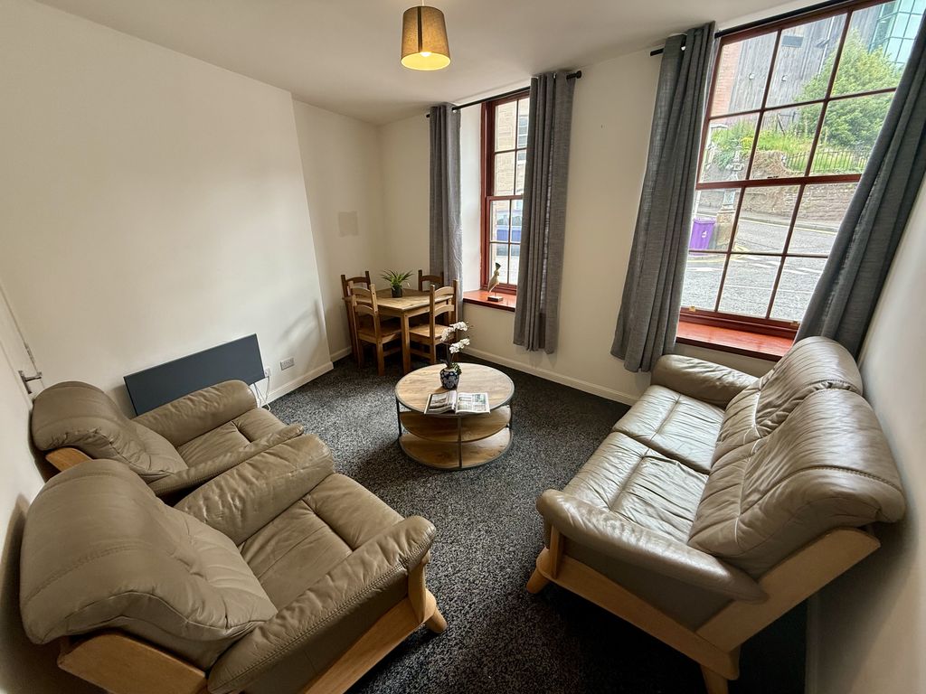 Property photo 1 of 10 Sitting Room