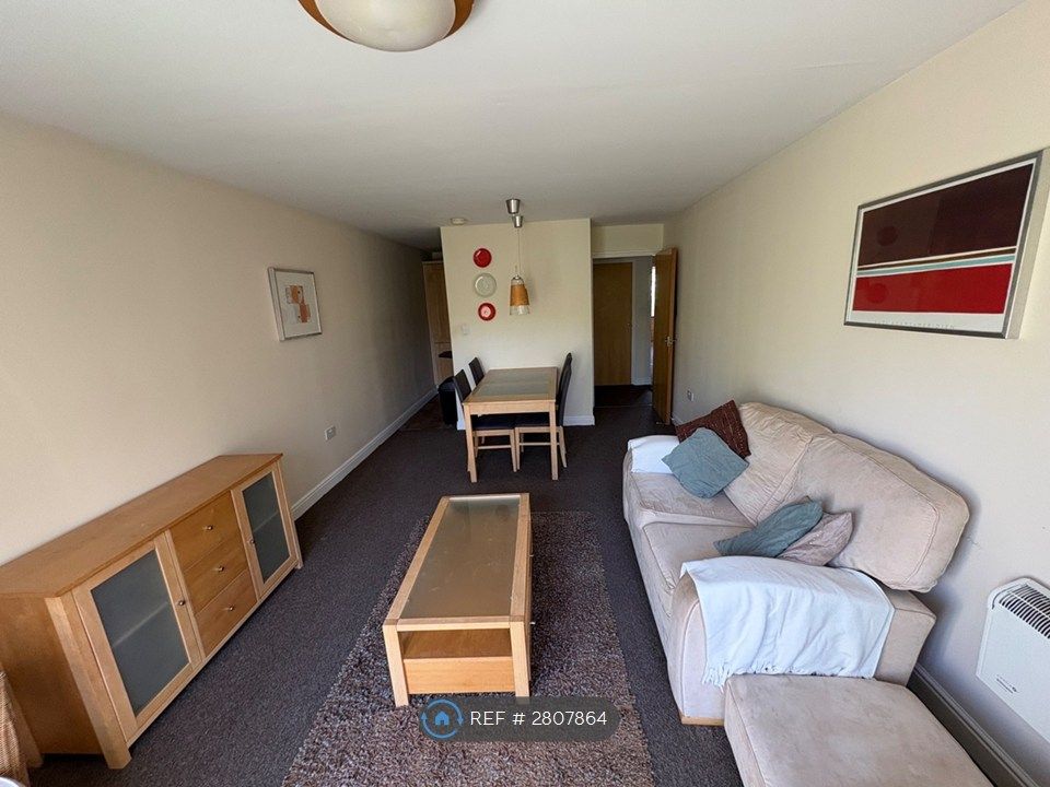 Property photo 1 of 10 Lounge