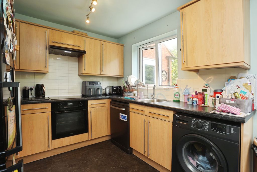 Property photo 3 of 15