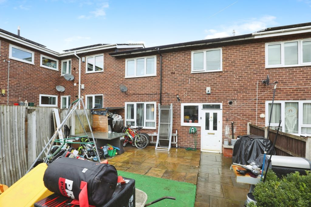 Property photo 1 of 13 Photography