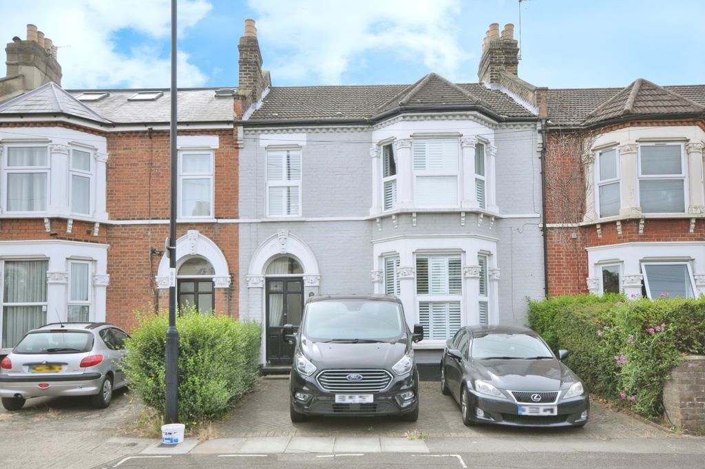 Property photo 1 of 20
