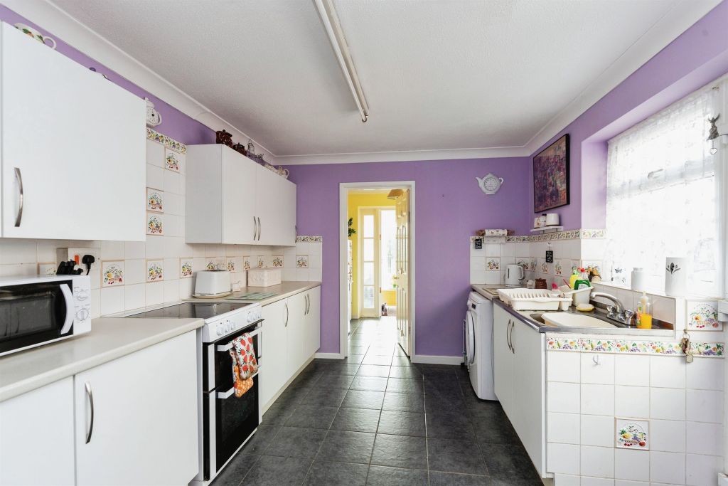 Property photo 3 of 20