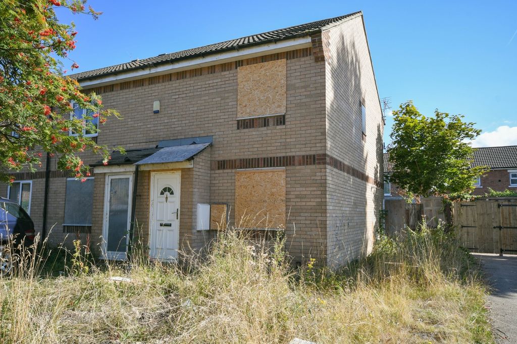 Property photo 1 of 18