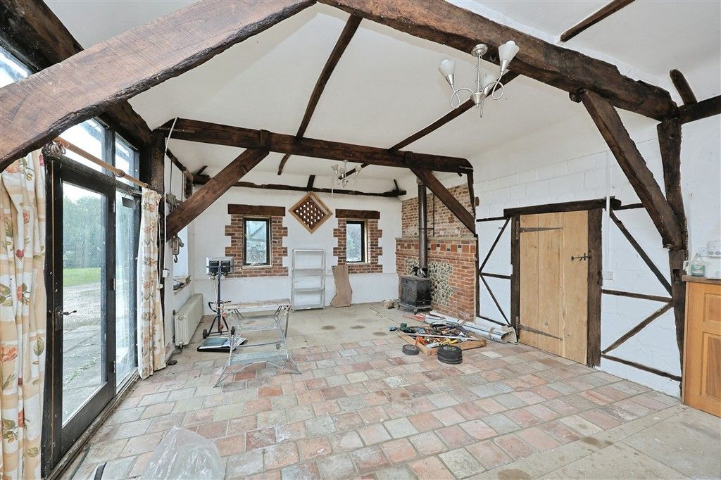 Property photo 2 of 5