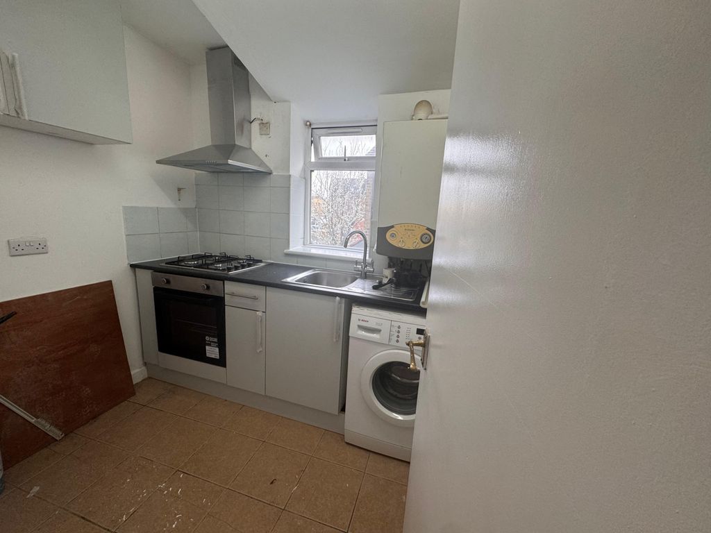 Property photo 3 of 5 Gallery