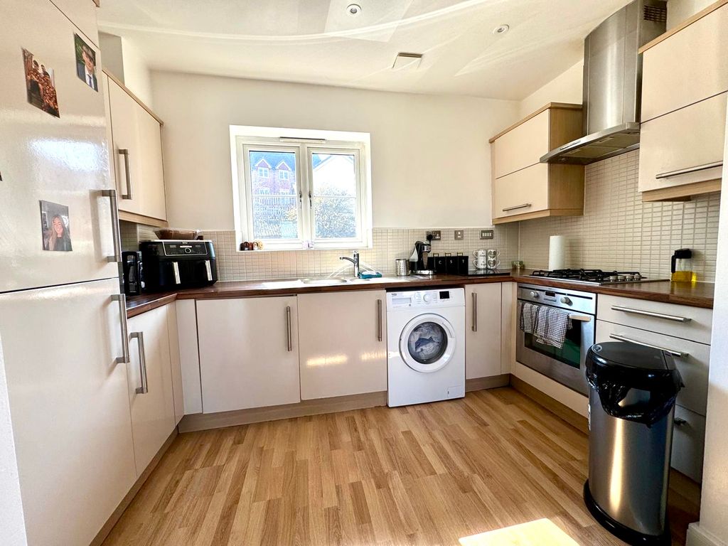 Property photo 3 of 11 Img_9230.Jpeg