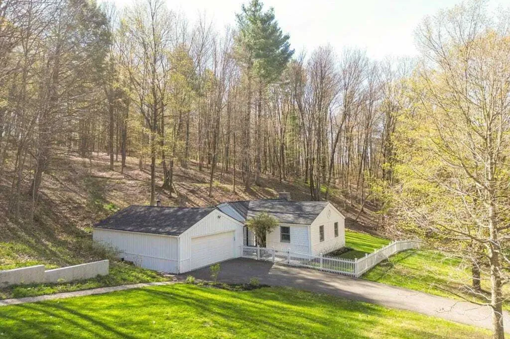 Property photo 2 of 22 <Alttext/>