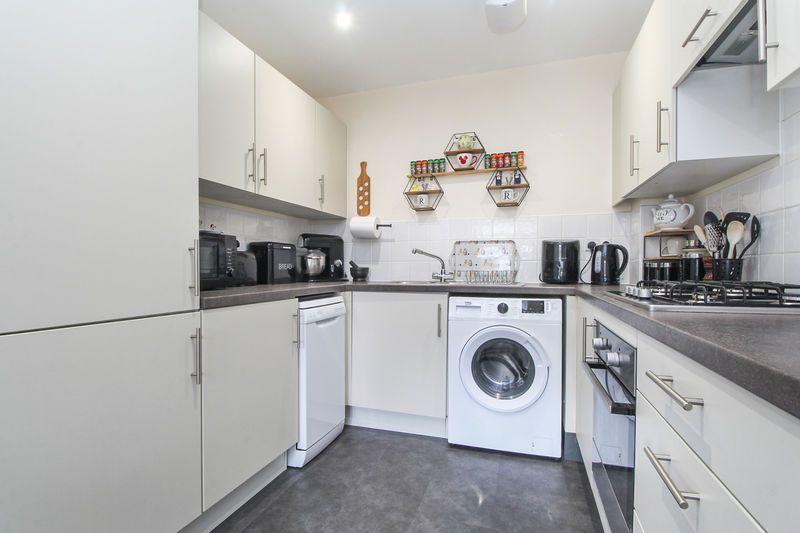 Property photo 2 of 21 Kitchen/Diner