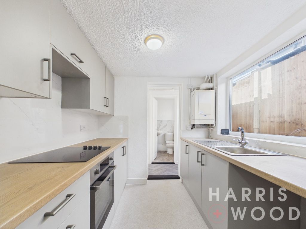 Property photo 2 of 24 4920942