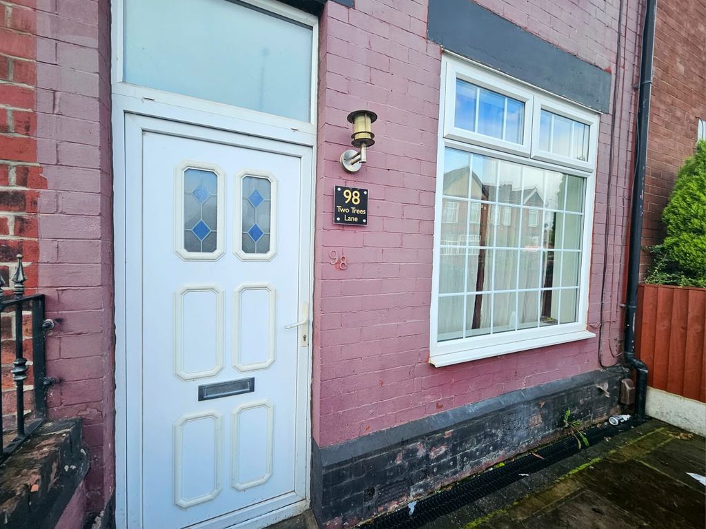 Property photo 2 of 11