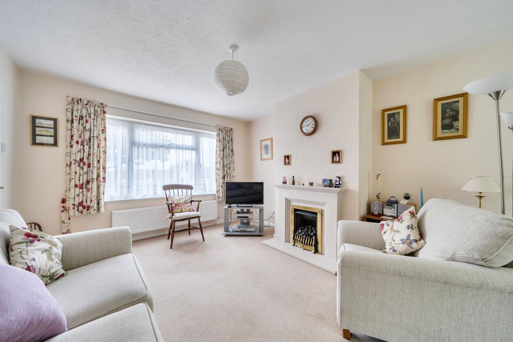 Property photo 3 of 23 15135537