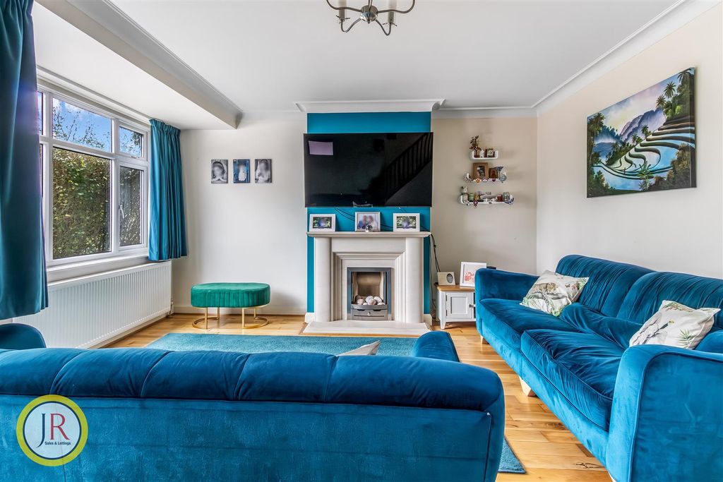 Property photo 2 of 27 Img_1161.Jpg