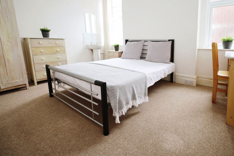 Additional image 5 of 7 bed shared accommodation to rentWindsor Road, Boscombe BH5