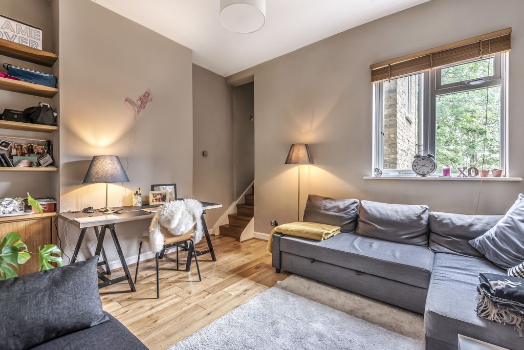 Property photo 1 of 6 537610 (2)