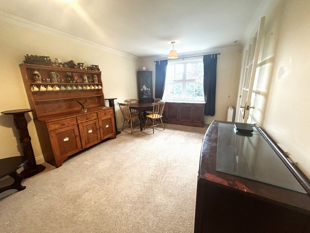 Property photo 3 of 9