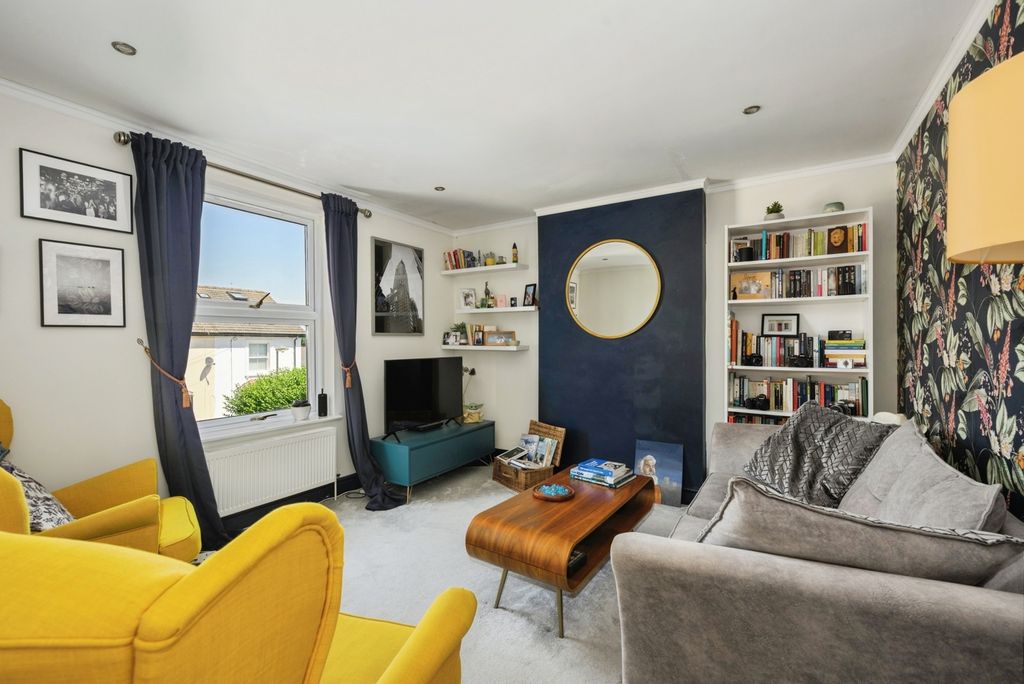 Property photo 2 of 13 Pbox-Img.Jpg