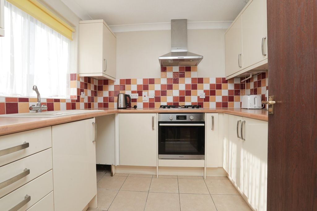 Property photo 3 of 11 Picture 3