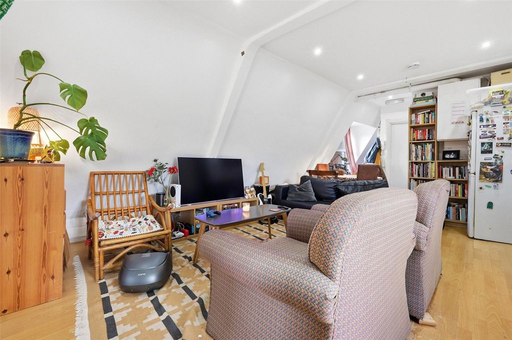 Property photo 1 of 10 Picture No. 01