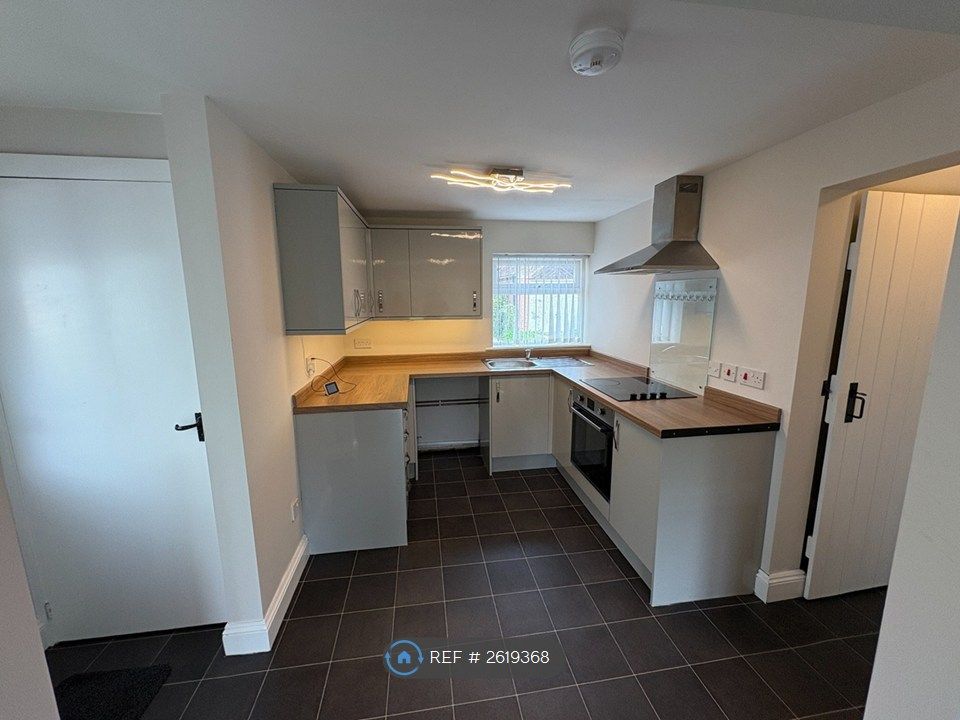 Property photo 2 of 15 Open Plan Kitchen
