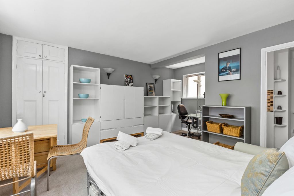 Property photo 3 of 7 Imported Image