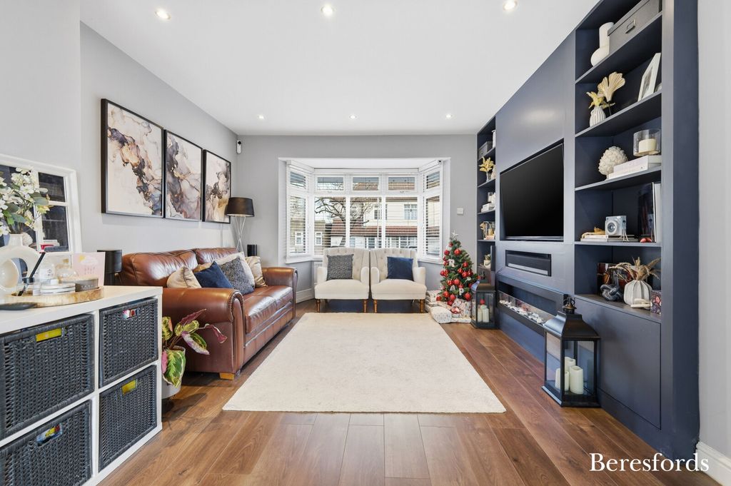 Property photo 2 of 23 Picture No. 22