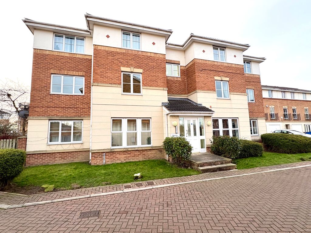 Property photo 1 of 9 Front