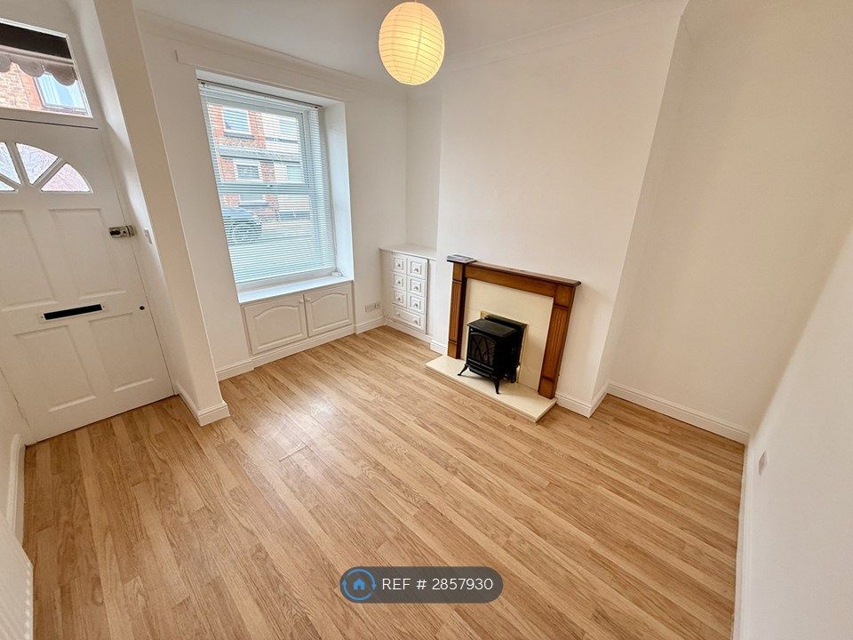 Property photo 2 of 10 Lounge