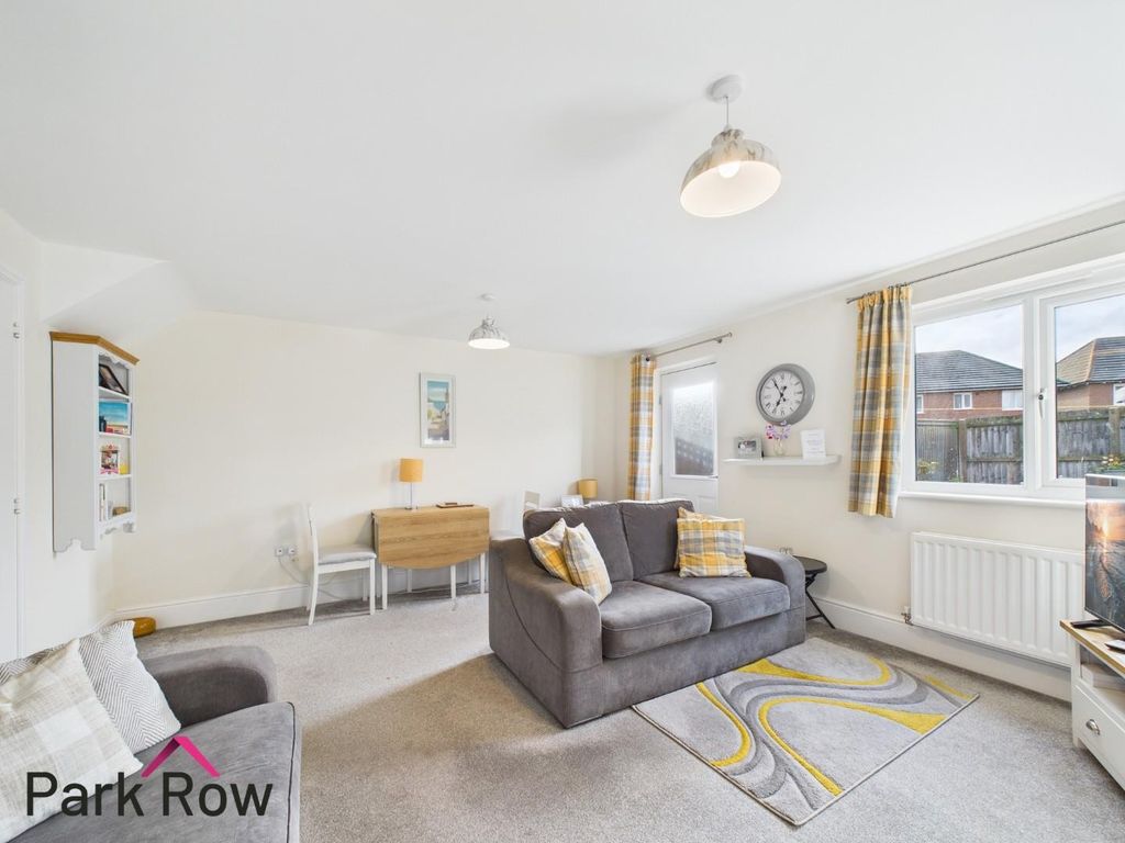 Property photo 3 of 21