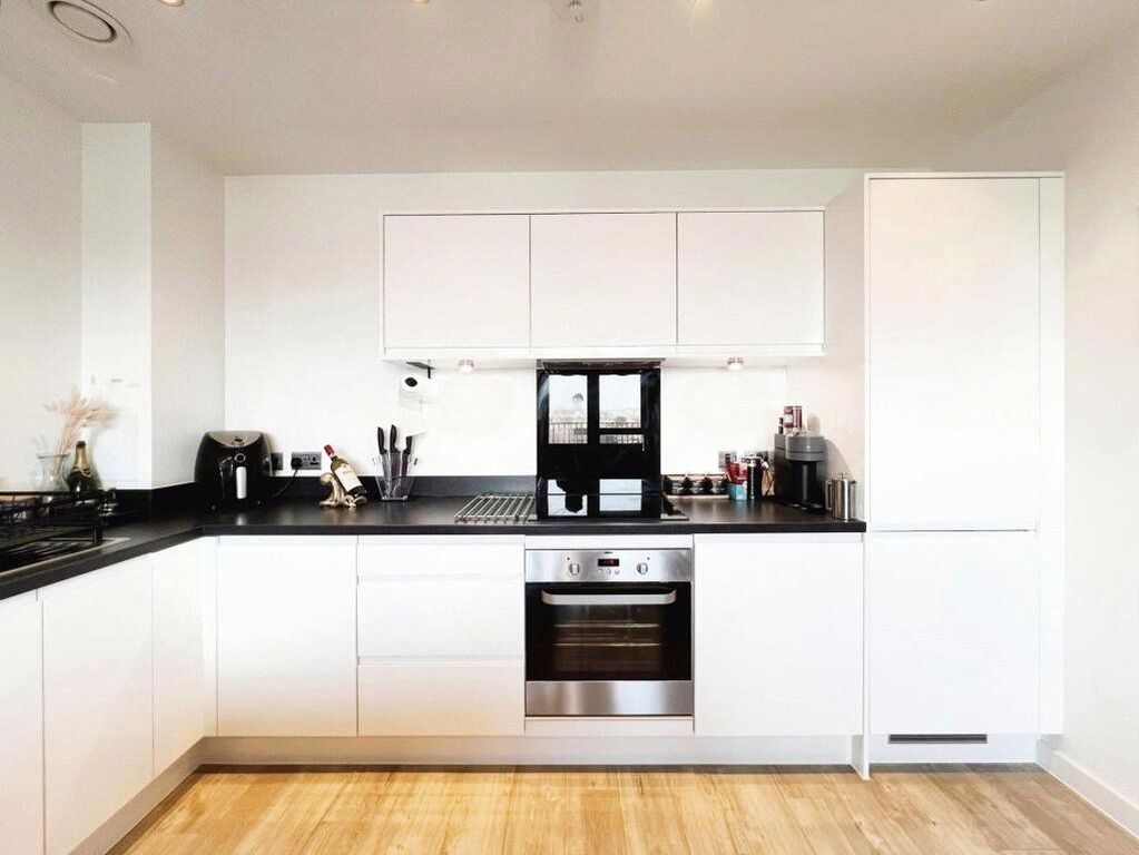 Property photo 1 of 10 Picture No. 18