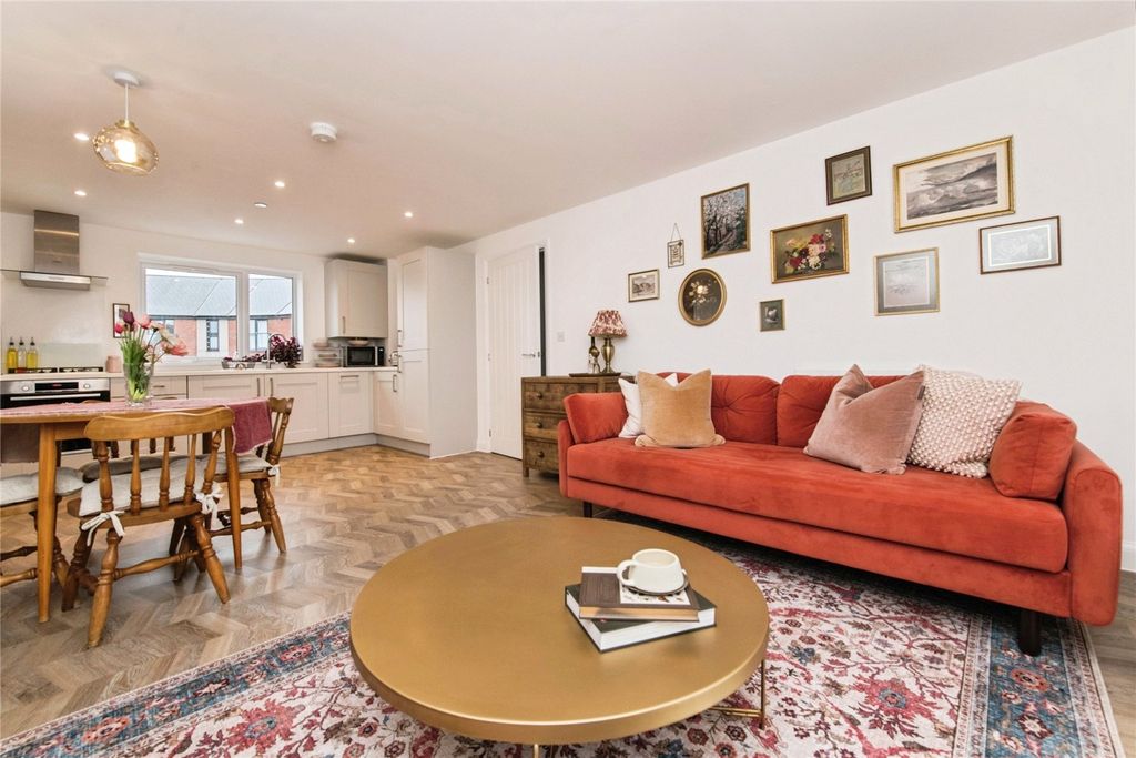 Property photo 3 of 9 Picture No. 19