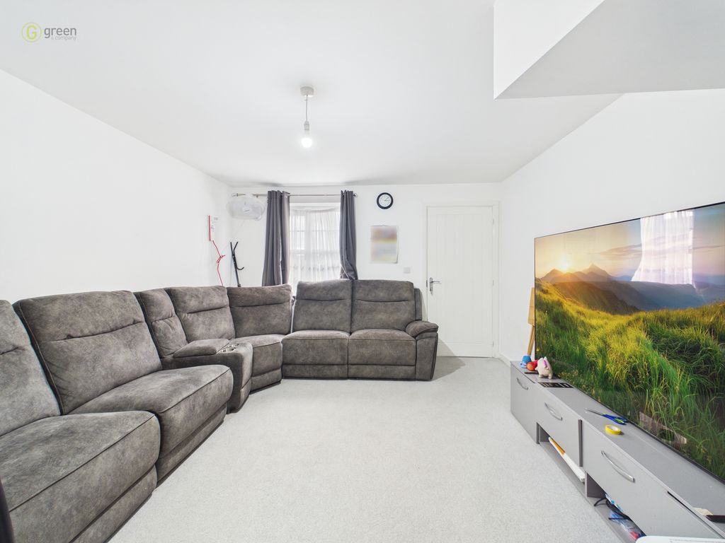 Property photo 2 of 13 7c8B2d7544A54Eaca5E0B4c750F86F9A100Cam01698G0Pr0180Still001
