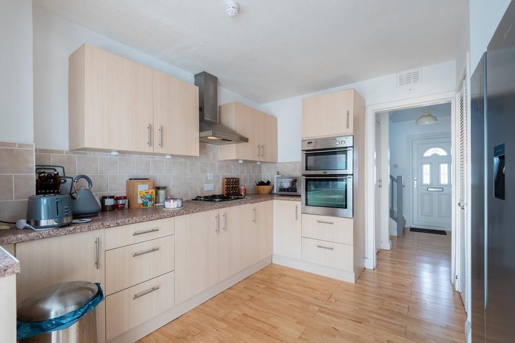 Property photo 3 of 20 Cup1486Seg Kitchen Space.Jpg