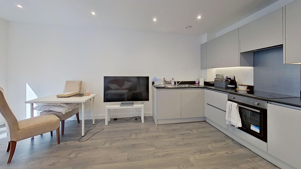 Property photo 1 of 7 A105-Alexandra-Apartments-Living-Room.Jpg