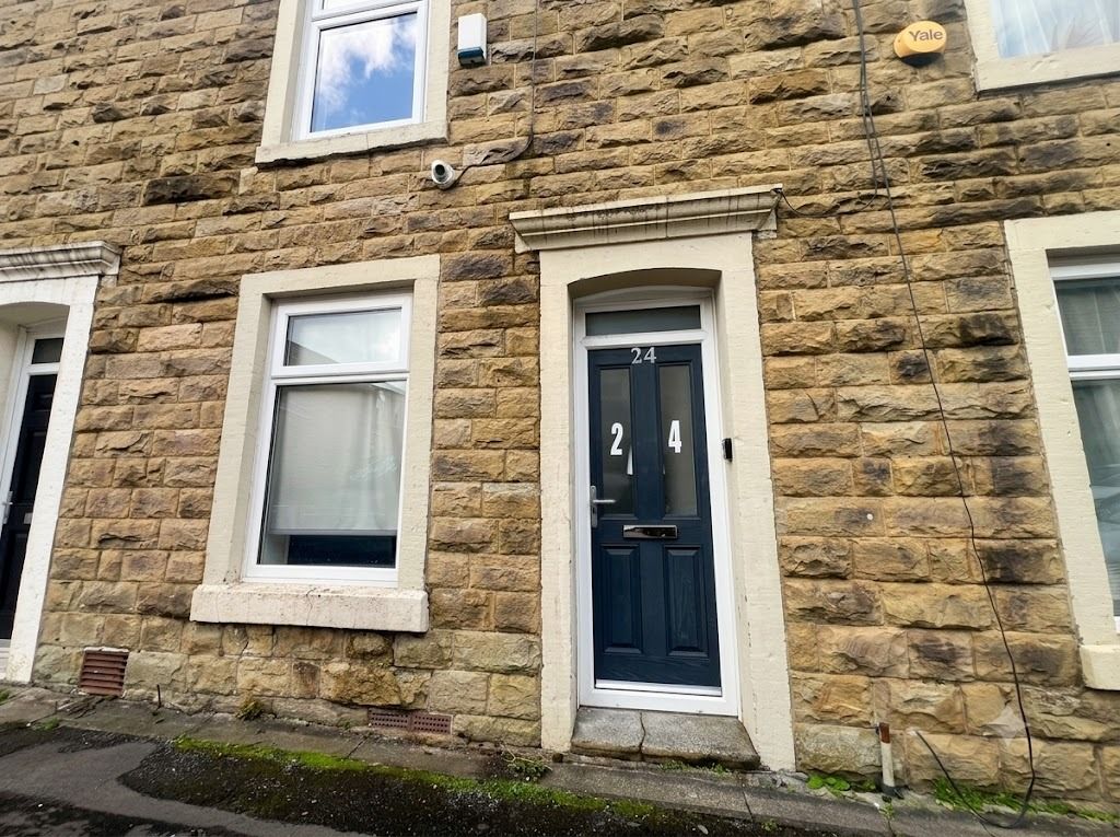 Property photo 1 of 13