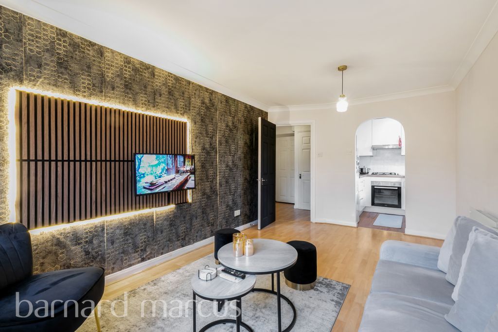 Property photo 1 of 9 Image