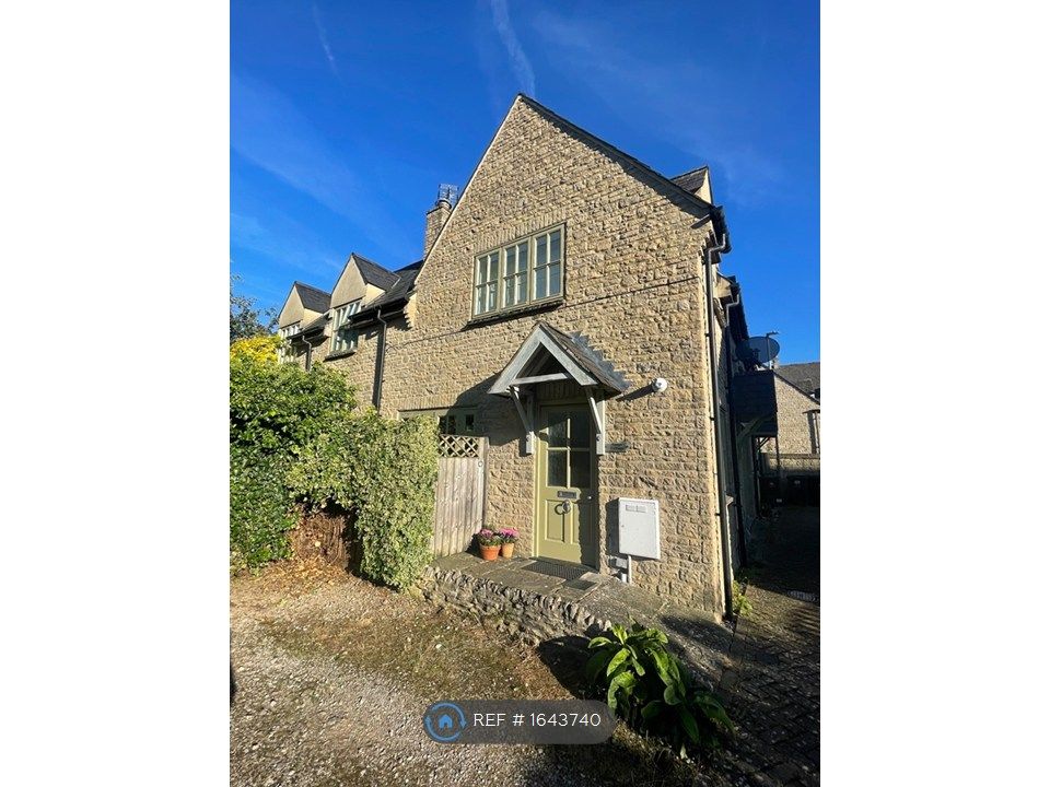 Property photo 3 of 18