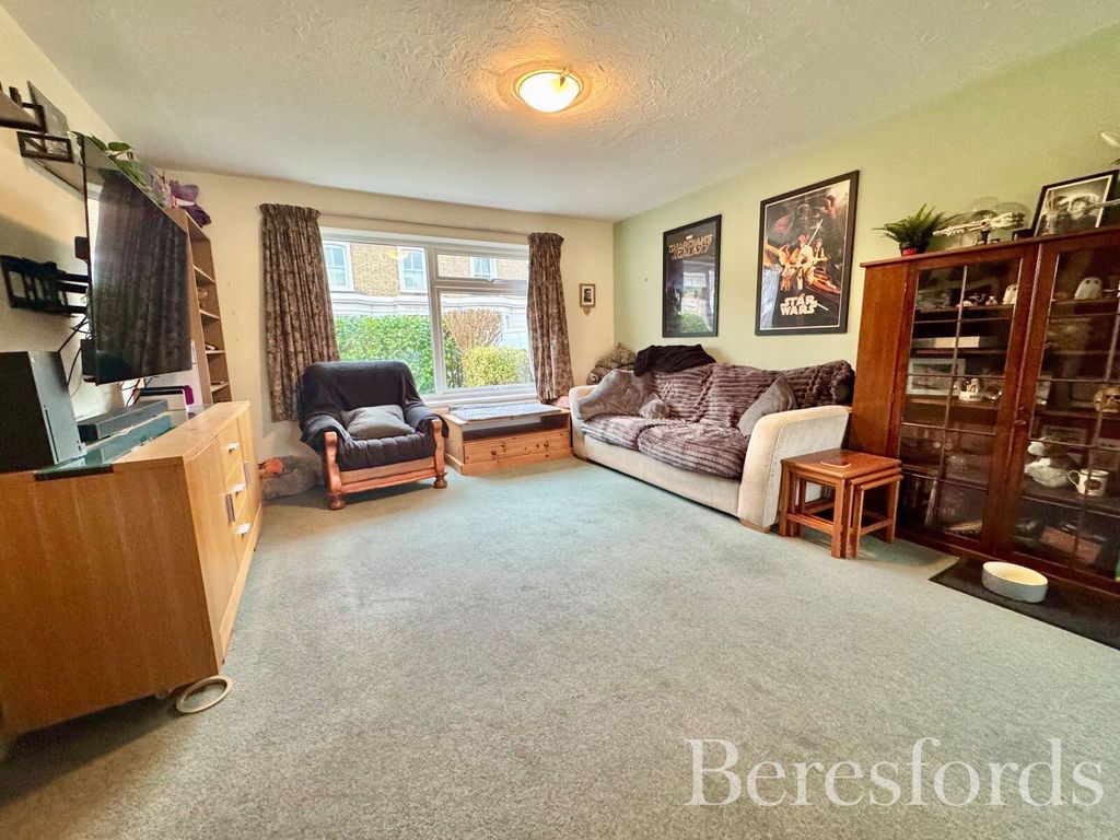 Property photo 3 of 13 Picture 3