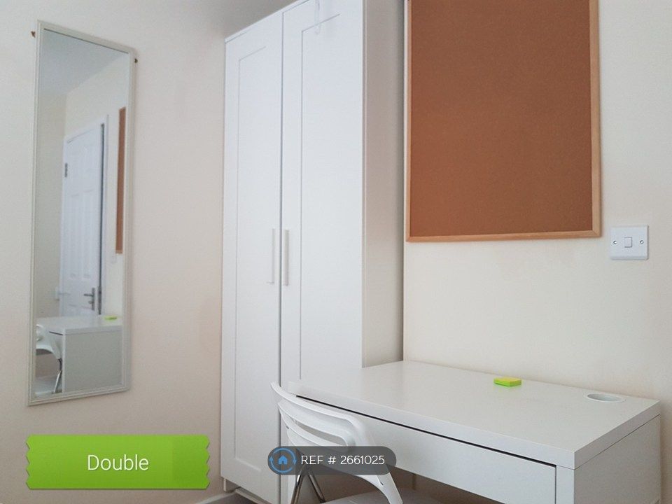 Property photo 2 of 8 Room 1