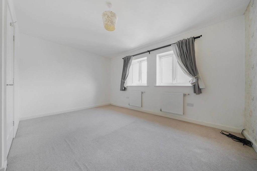 Property photo 3 of 15 1-682326d19361d-1291218-Arw-1.Jpg