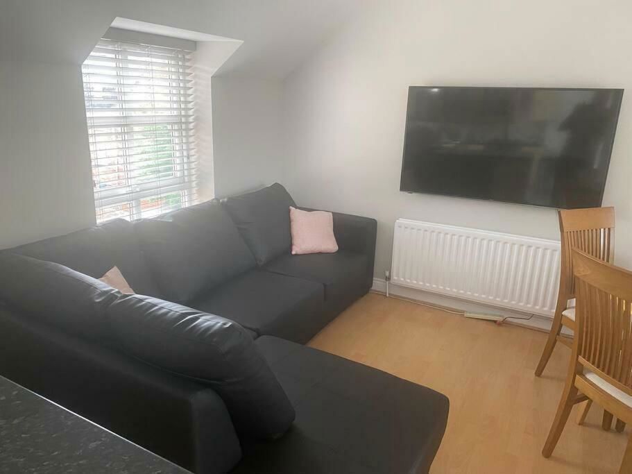Property photo 2 of 6