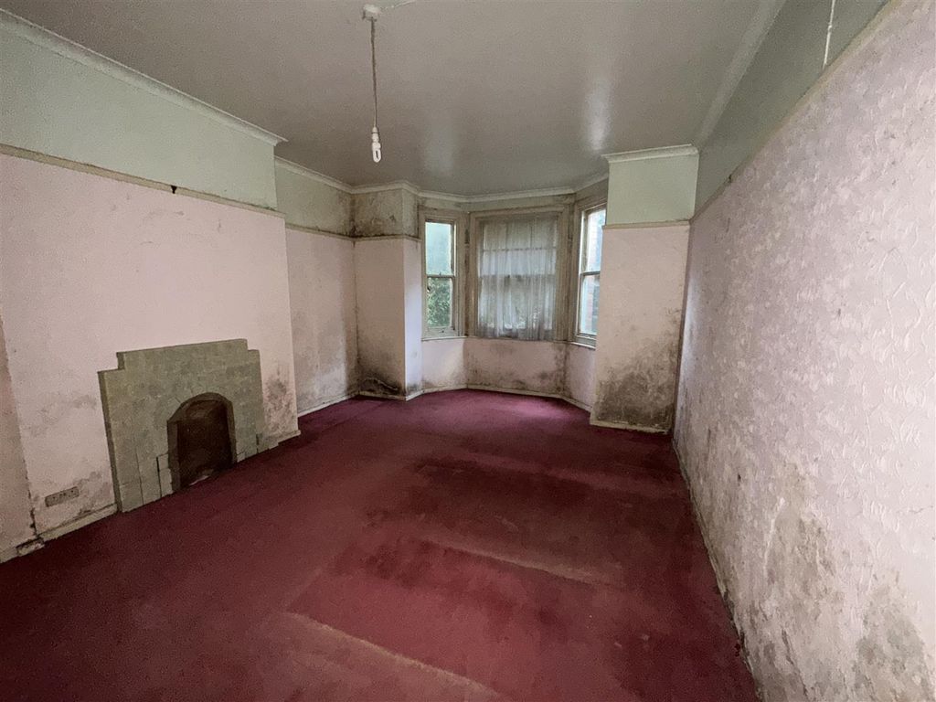 Property photo 3 of 16 Image00010.Jpeg