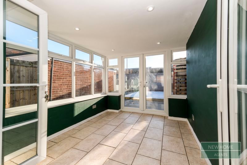 Property photo 3 of 18 Photo 17