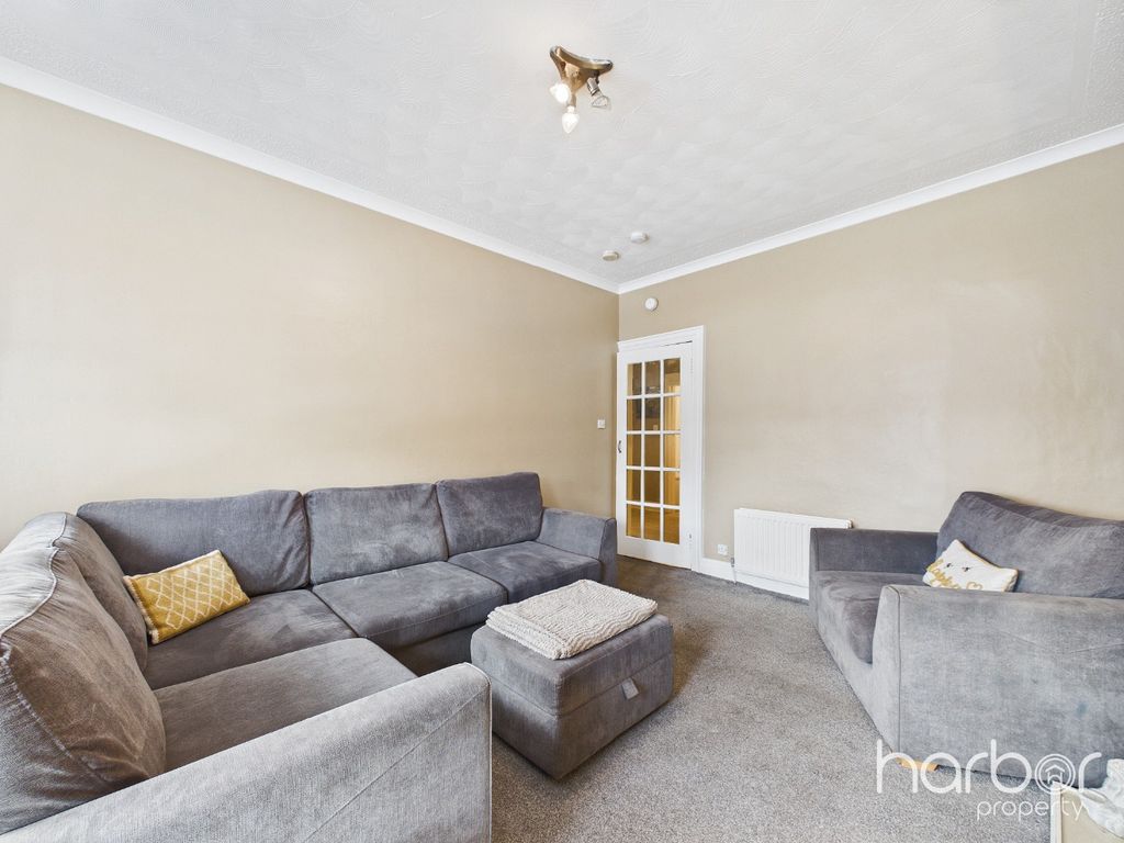 Property photo 3 of 13 5416436