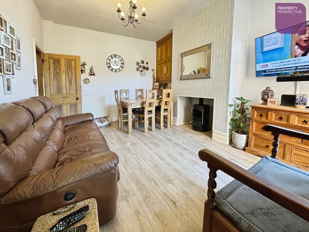 Property photo 3 of 19 Dining Room