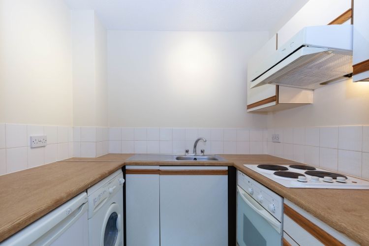 Property photo 2 of 7 182676