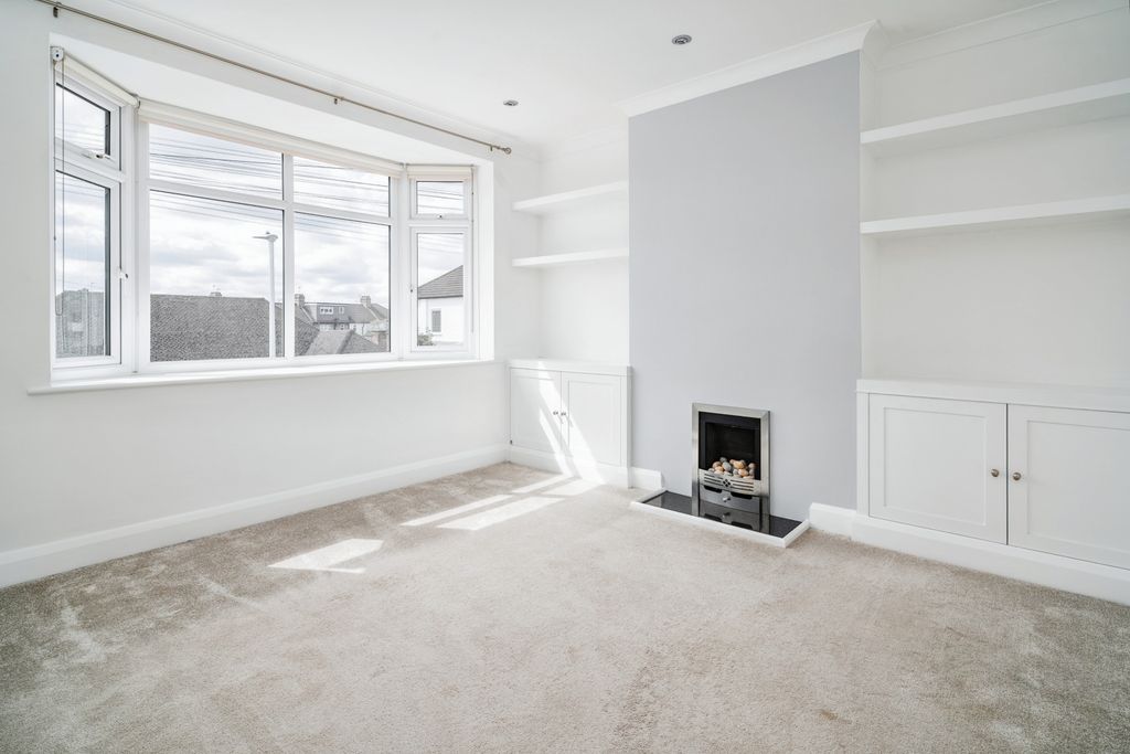 Property photo 1 of 10 A0d0Ebf9-B22B-ee11-9