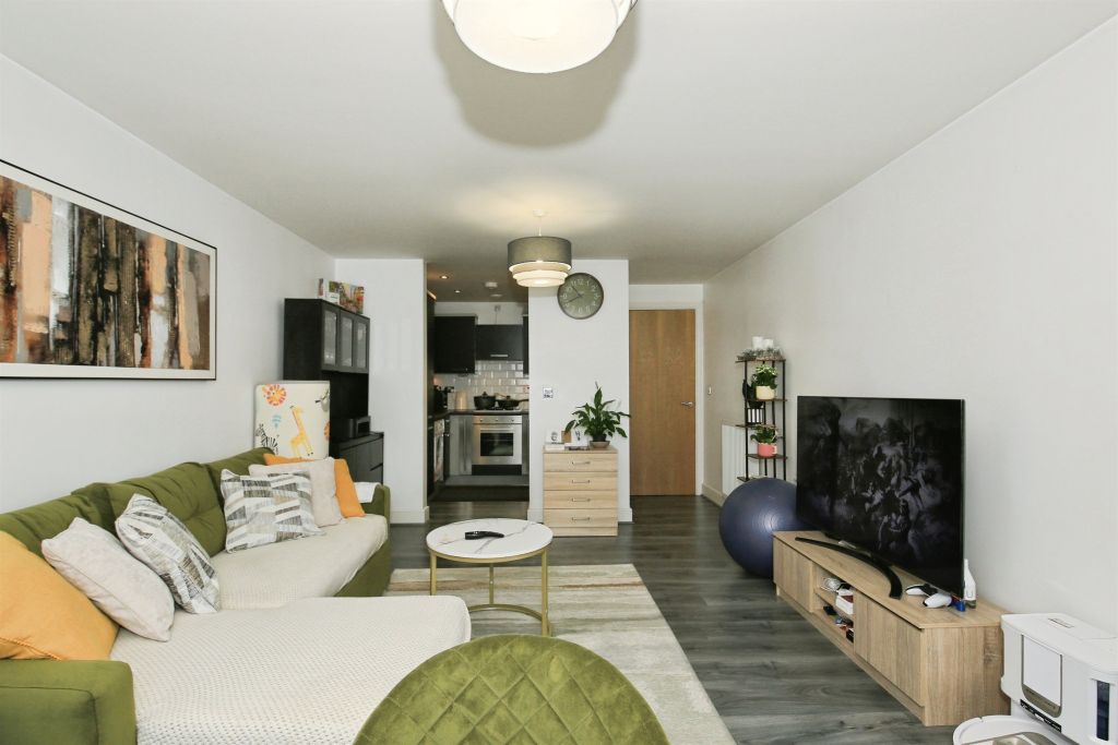 Property photo 2 of 19