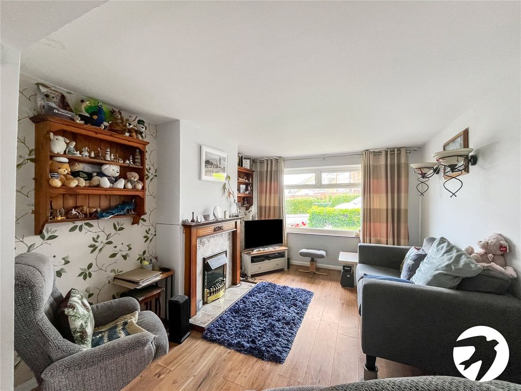 Property photo 2 of 13 Picture No. 04