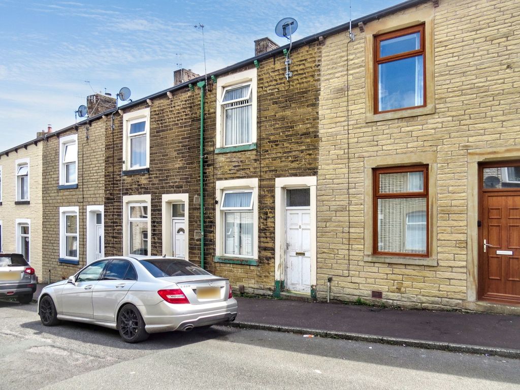 Property photo 2 of 10